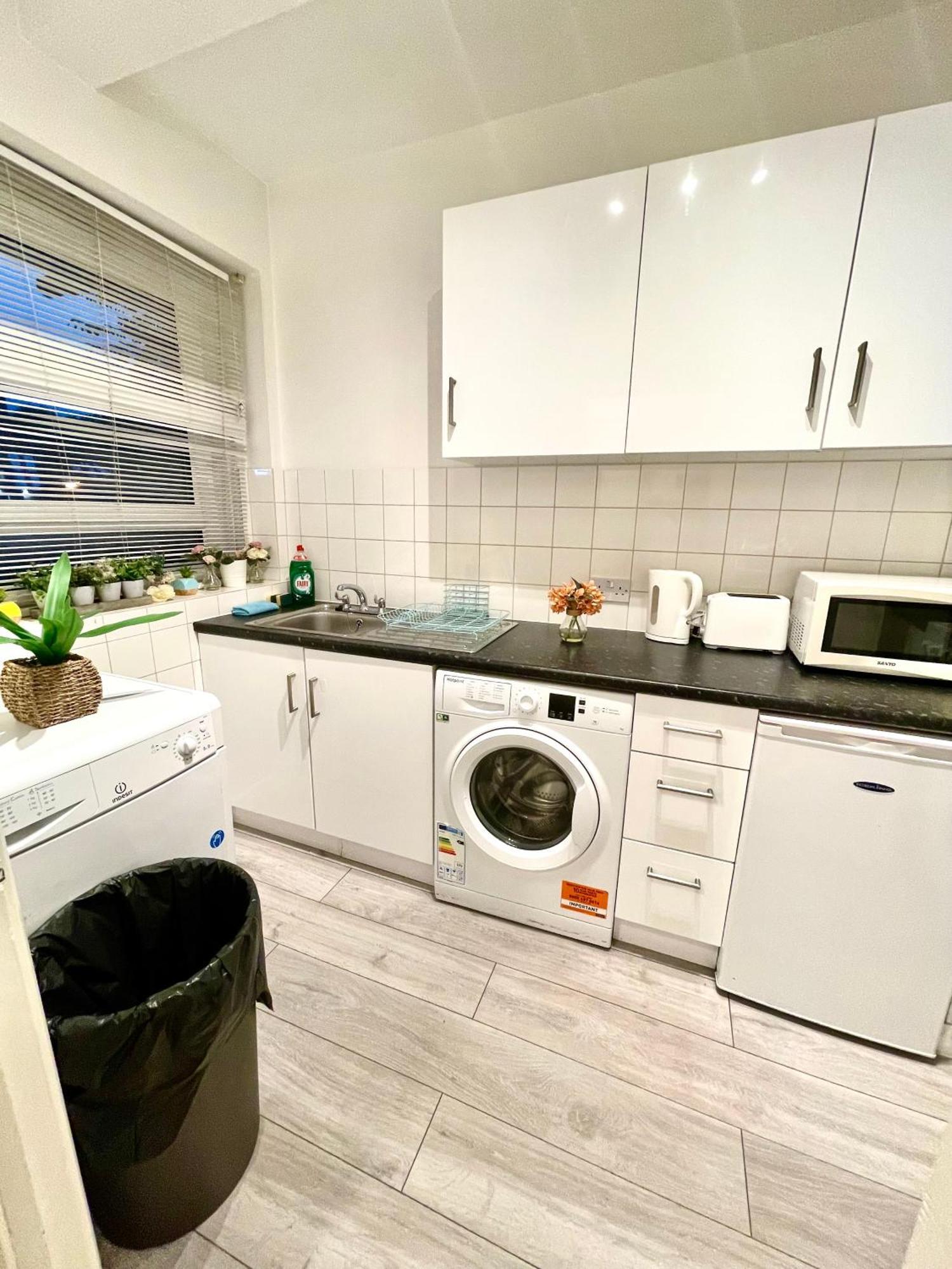 2 Bed Flat Near To London Bridgeアパートメント エクステリア 写真